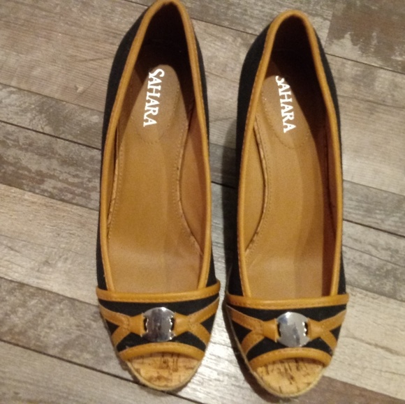 Sahara Wedges - Picture 2 of 4